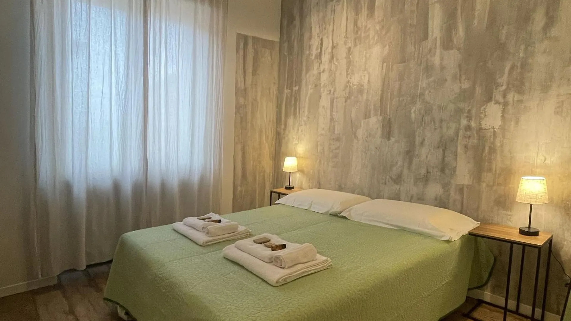 Holyday Luxury Apartment With Jacuzzi Tub Verona